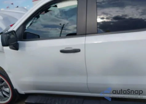 2019 Chevrolet Silverado 1500 Custom from USA, damaged, VIN 3GCPWBEH0KG224990